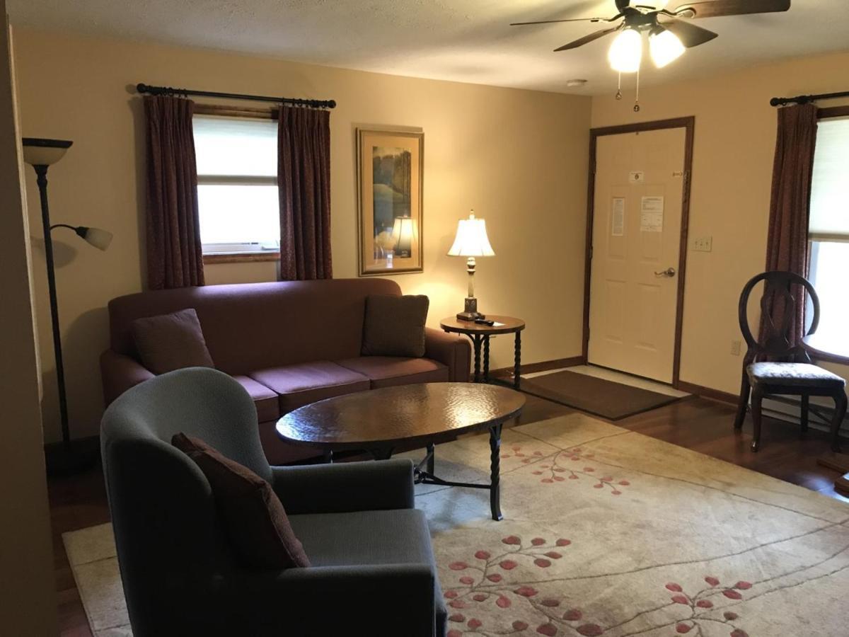 Woodfield Manor - A Sundance Vacations Property Cresco Екстер'єр фото