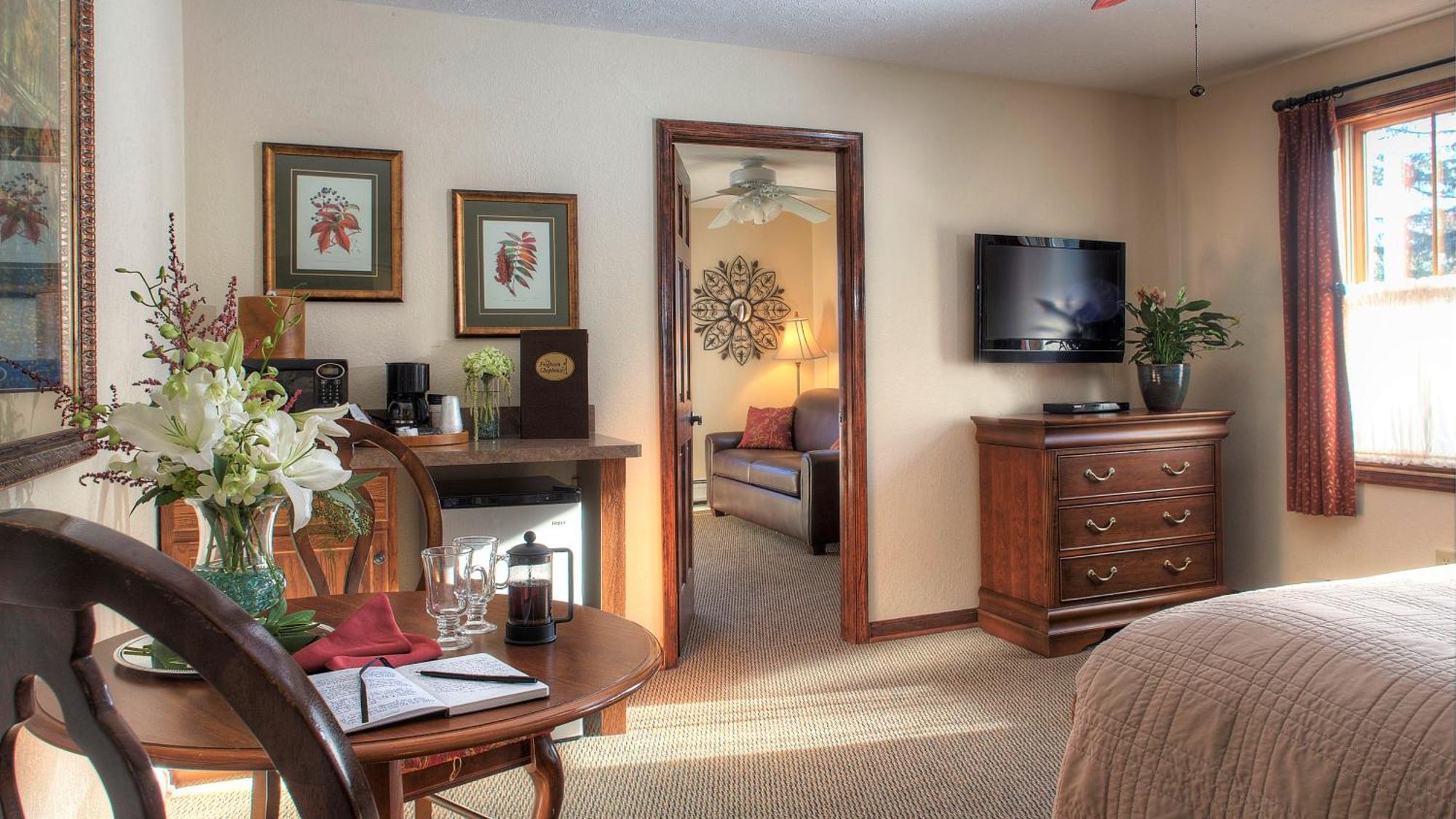 Woodfield Manor - A Sundance Vacations Property Cresco Екстер'єр фото
