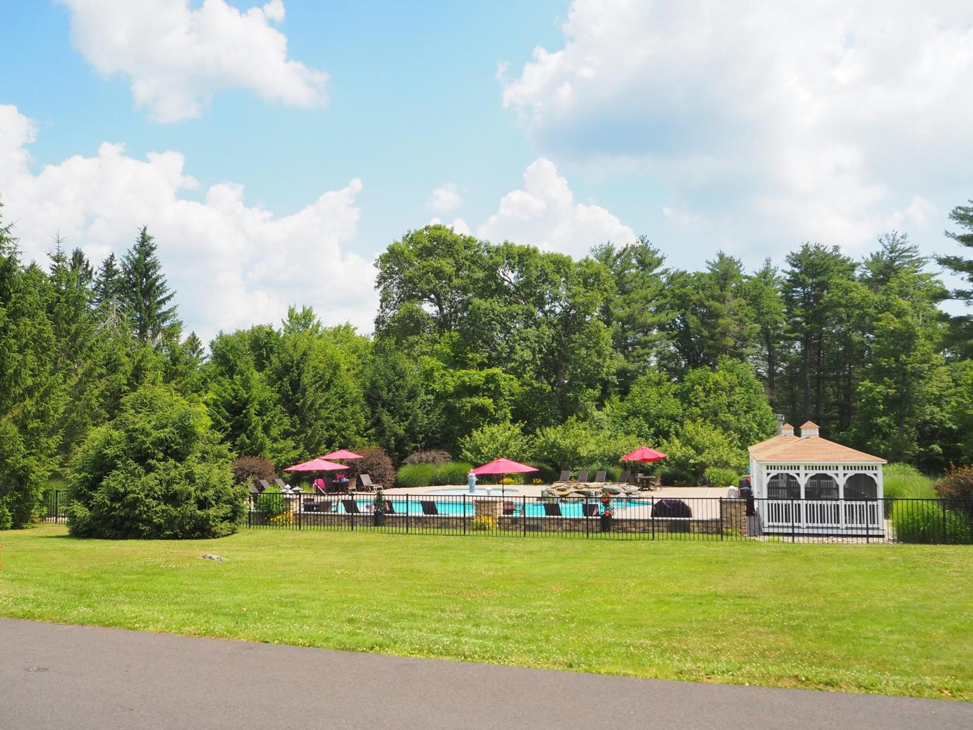Woodfield Manor - A Sundance Vacations Property Cresco Екстер'єр фото