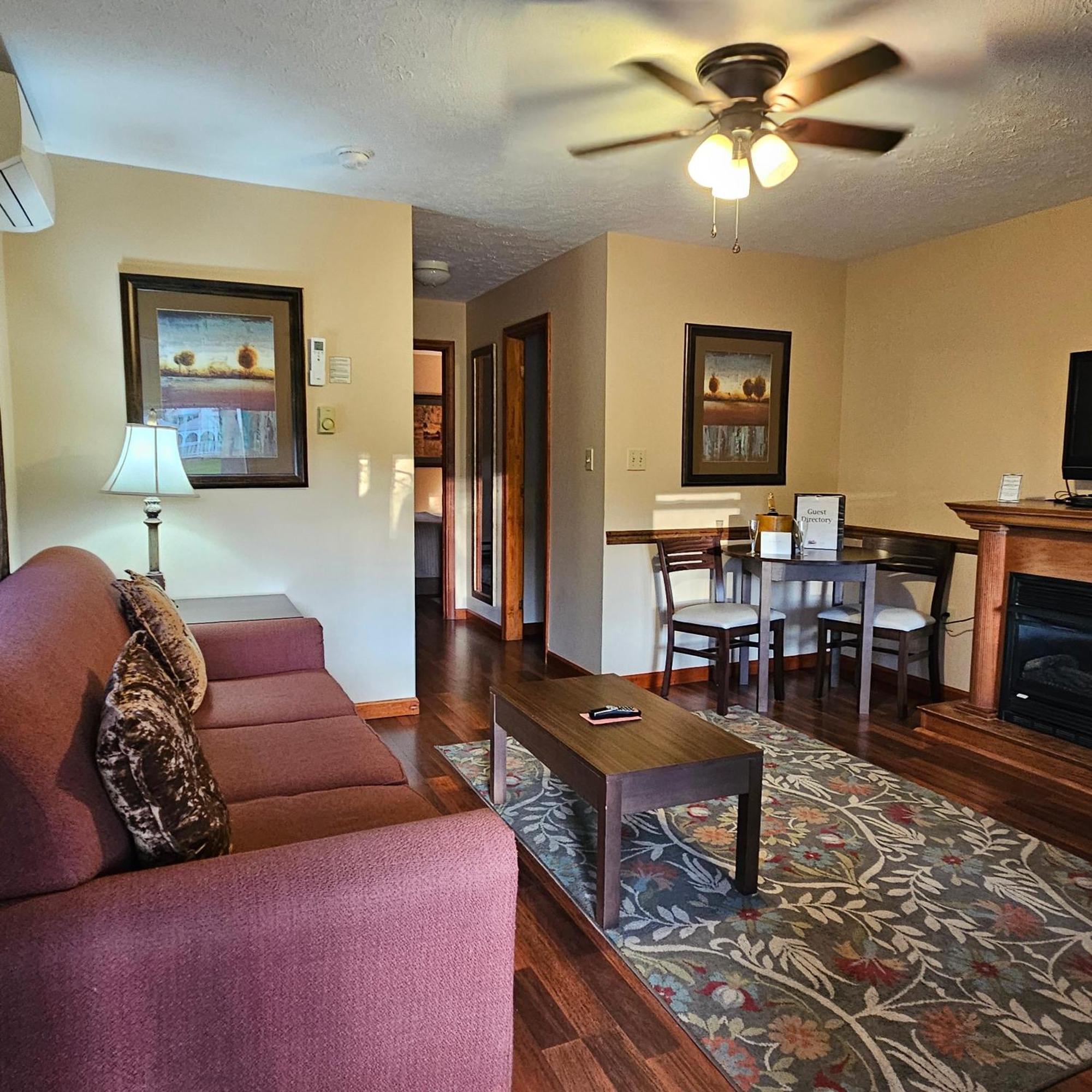 Woodfield Manor - A Sundance Vacations Property Cresco Екстер'єр фото