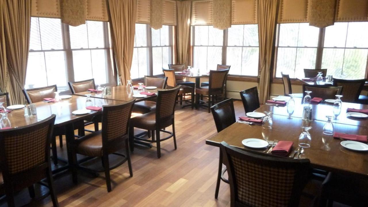Woodfield Manor - A Sundance Vacations Property Cresco Екстер'єр фото